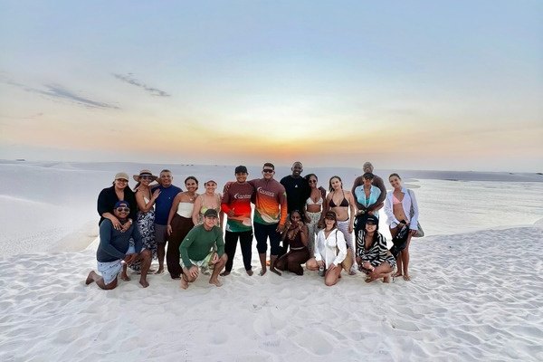 Grupo com a equipe na Lagoa Bonita